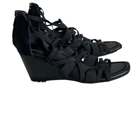 Donald Pliner Lia Wedges - Picture 1 of 10